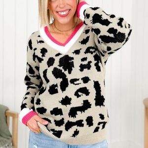 NWOT Lovely Melody Long Sleeve V-Neck Leopard Sweater - Size 1XL
